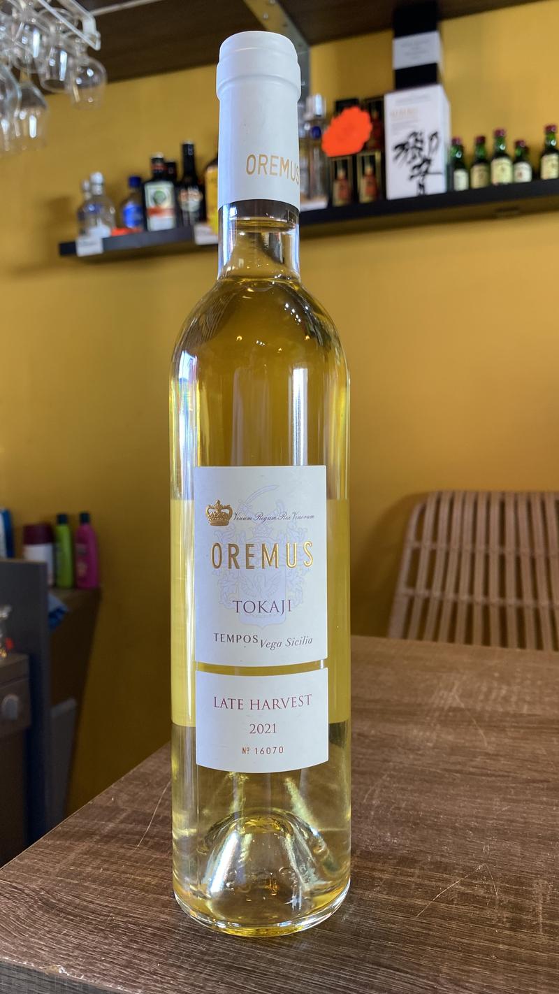 Oremus Tokaji Late Harvest 2021 — disponible chez Brunchi.shop, Marina Rubicon, Playa Blanca