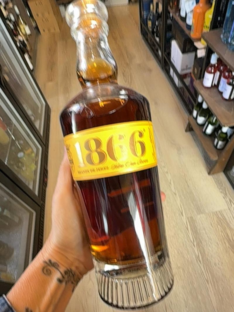 1866 Brandy — disponibil la Brunchi.shop, Marina Rubicon, Playa Blanca