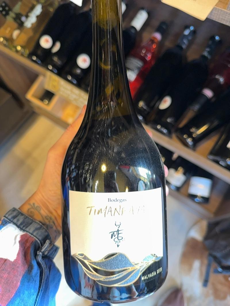 Vino Blanco Timanfaya — Wine available at Brunchi.shop, Marina Rubicon, Playa Blanca, Lanzarote